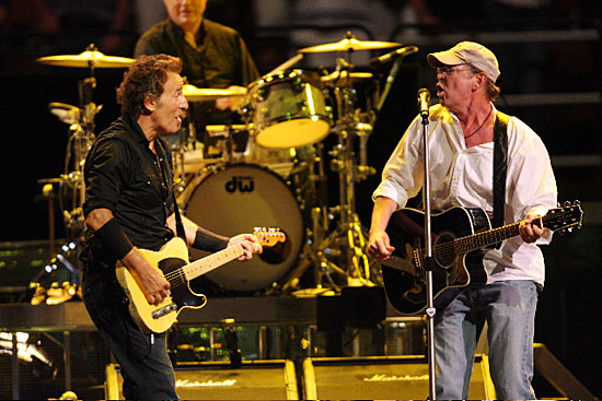 Bruce et Robbin Tompson (Steel Mill)